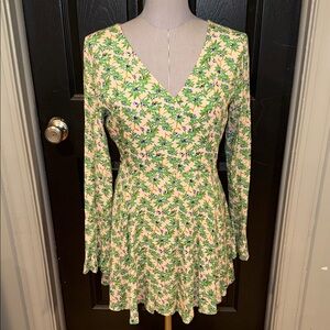 Chelsea & Violet long-sleeve dress size small